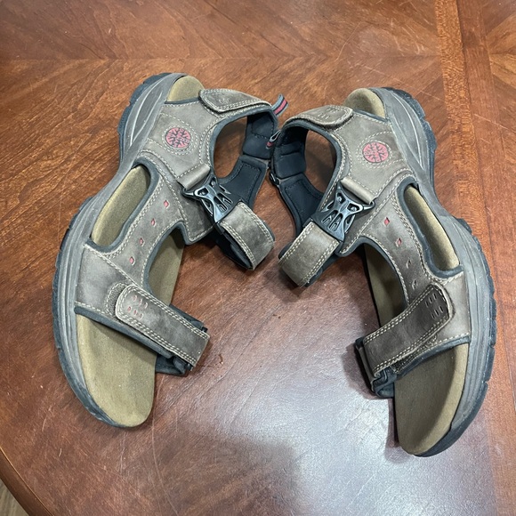 Dunham Nolan fisherman hiking  Leather Sport Sandals - Picture 7 of 11